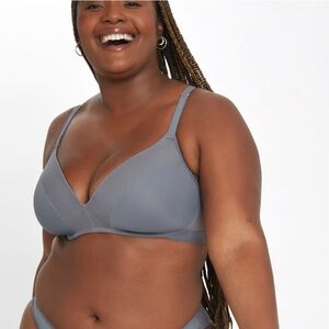 The All Day No Wire Push Up Bra in Smoke